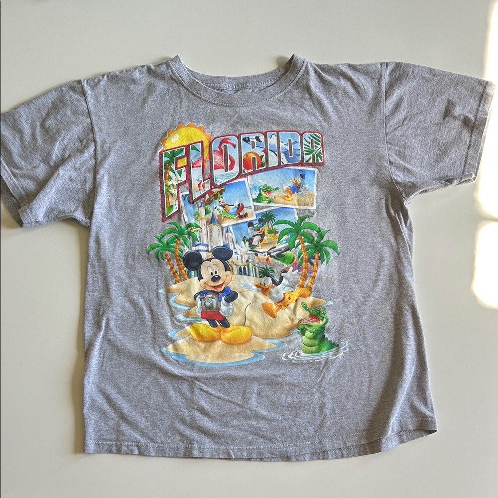 Florida/Disney Souvenir Graphic T-Shirt - size adult small